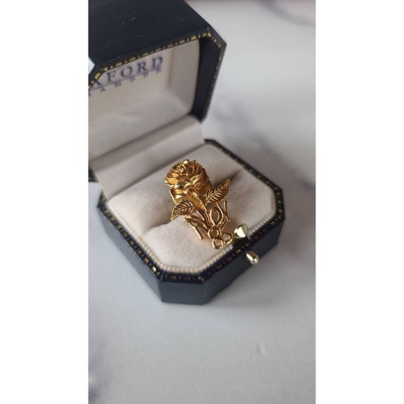 Vintage Gold Avon '85 Rose Pin - Picture 5 of 10